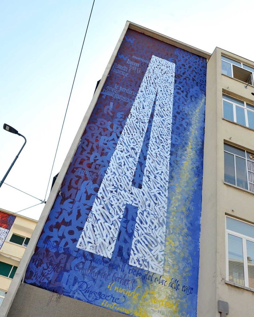 Public Art. Calligraphy mural by Said Dokins in Milano