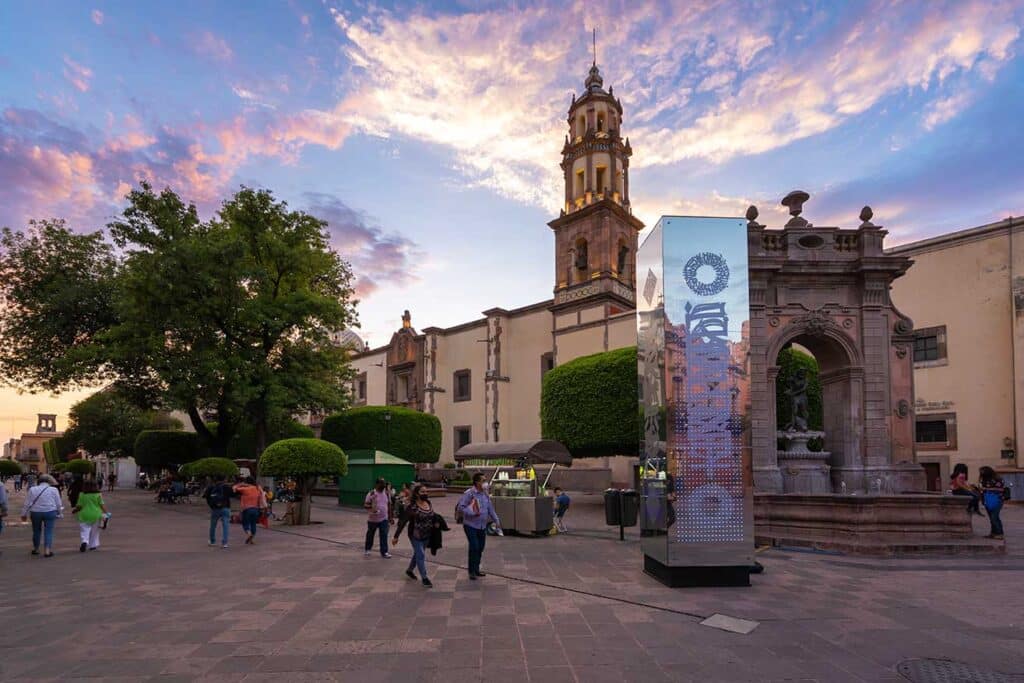 Artist: Said Dokins. Refraktur. Site Specific Installation, Querétaro. México. 2022. Photo: Leonardo Luna